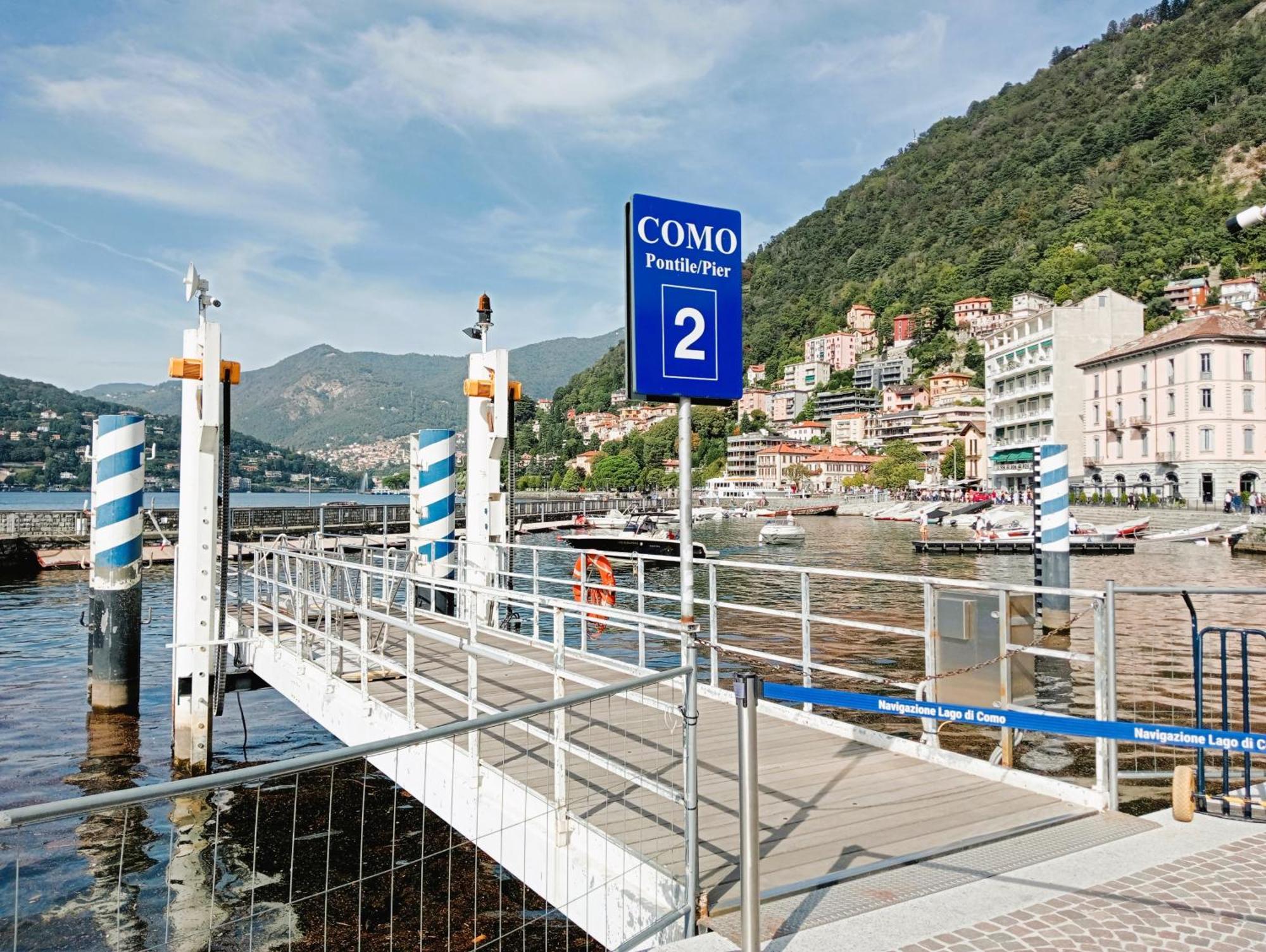 Elegant Beige Apartment - 5 Minutes From The Lake Como Exterior foto